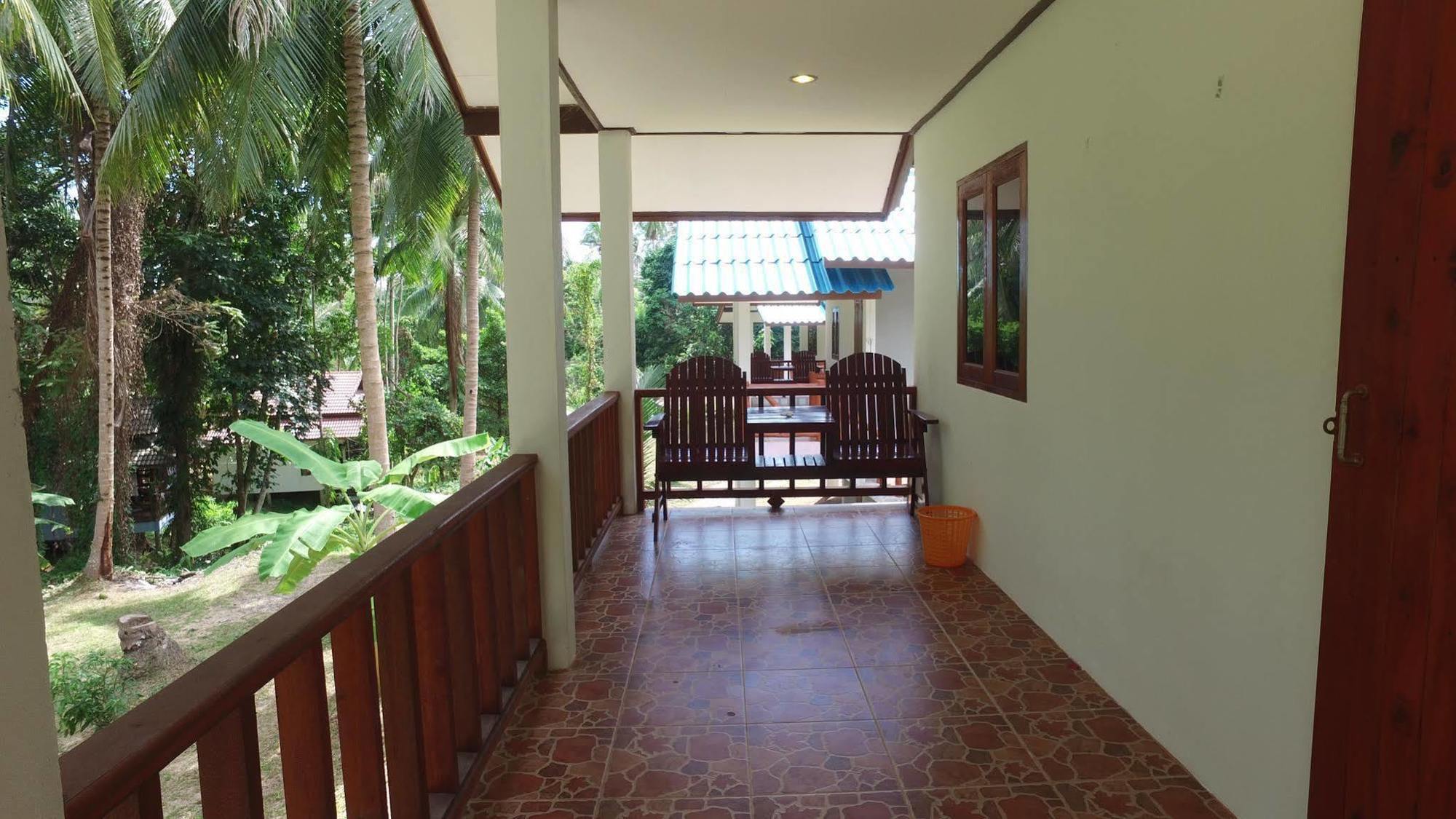 Bor Hin Resort Baan Tai Exterior foto